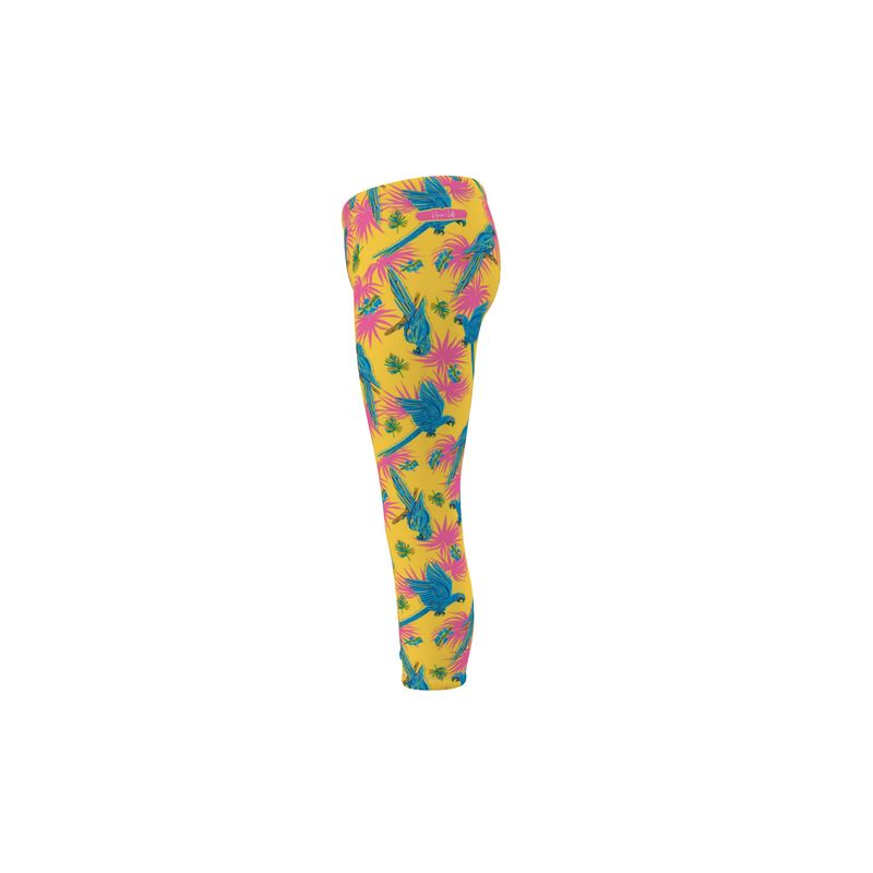 Women's Mid-Rise Capri Leggings - Tropical Macaw - Yellow
