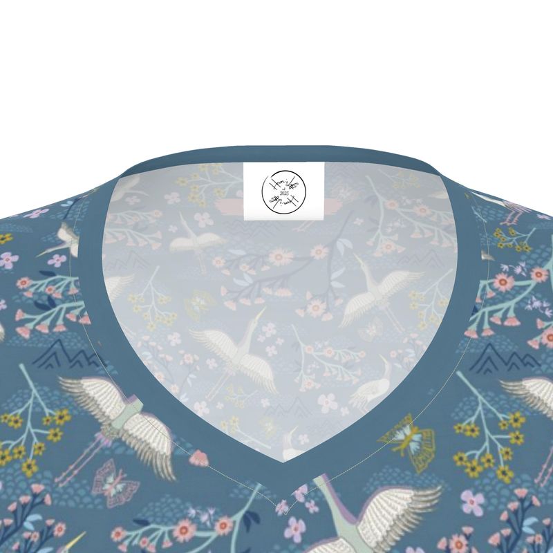 Women's Athletic V-Neck T-Shirt - White Crane